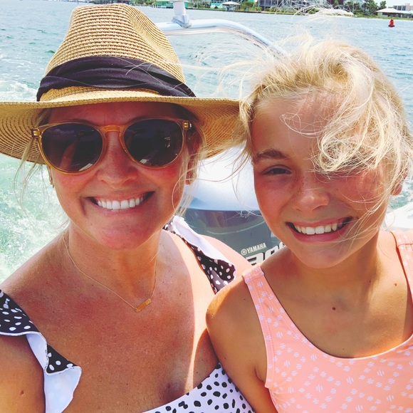 Meet your Posher, Ashley - Picture 1 of 1